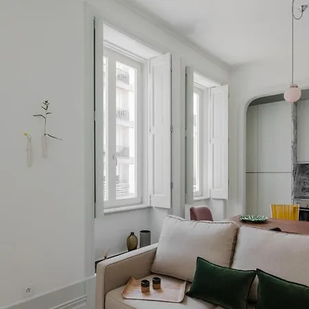 Charming Camoes Apartment In Porto With Ac & Wi-Fi Exterior photo